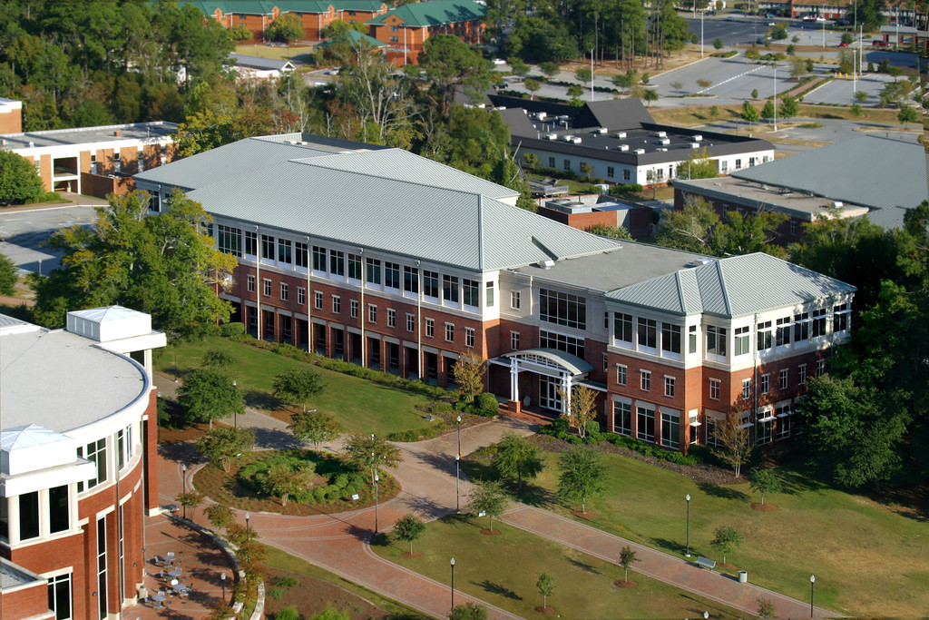 College of Business Administration Among Newsweek ’12 Top Business Schools 2014′