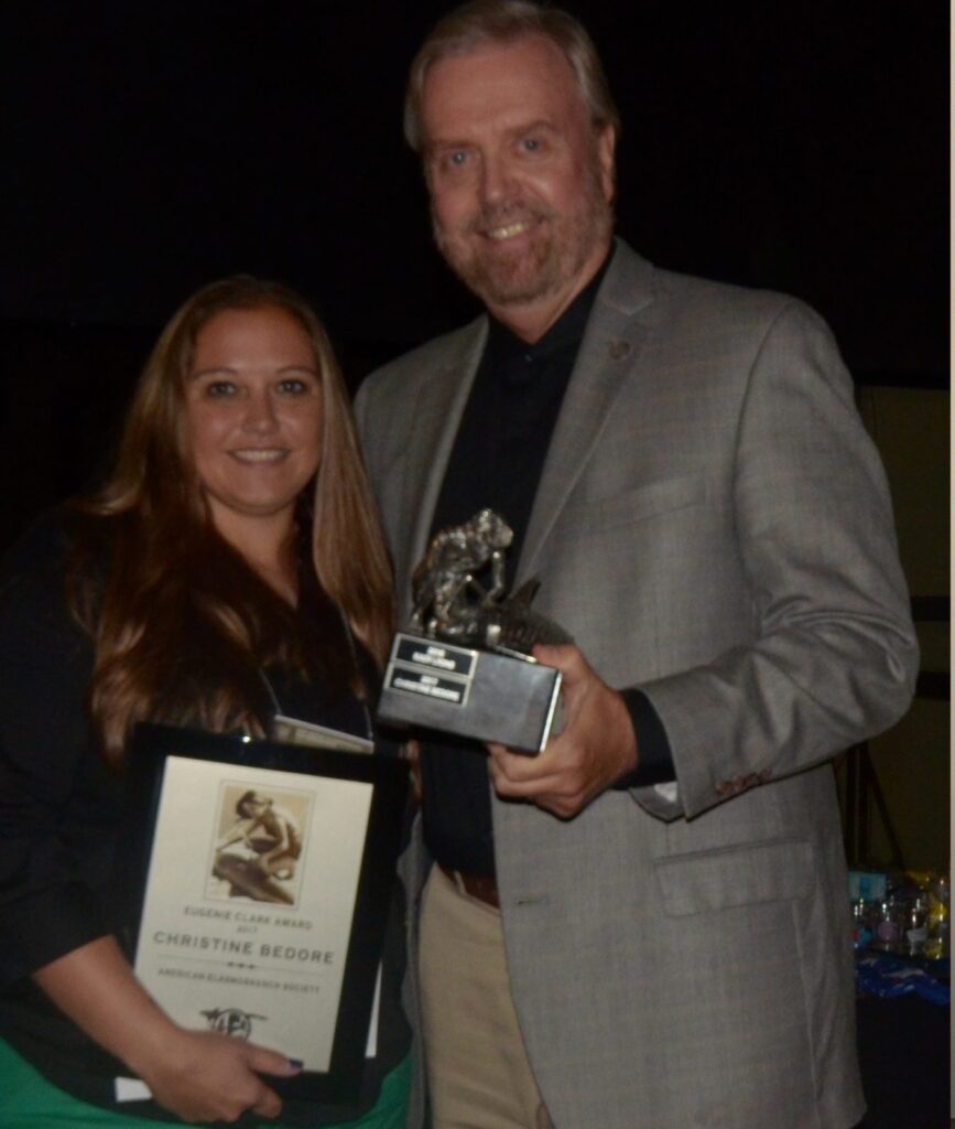 Students, faculty recognized at American Elasmobranch Society meeting