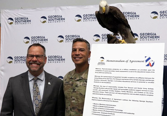 Fort Stewart, Georgia Southern University, sign agreement to offer graduate courses on base