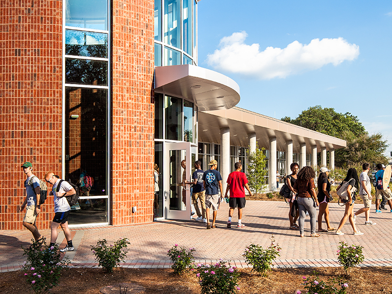Georgia Southern students meet for lunch to enjoy their meal plans at dining commons on the Statesboro Campus.